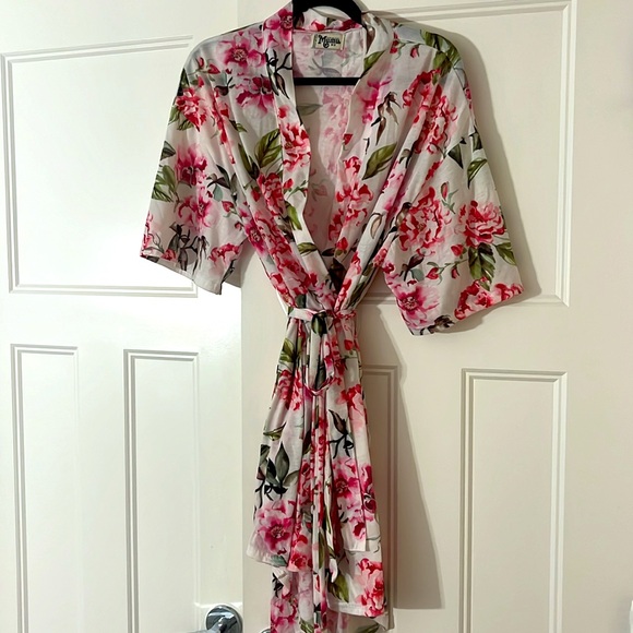 MUMU Floral Robe - Picture 3 of 4